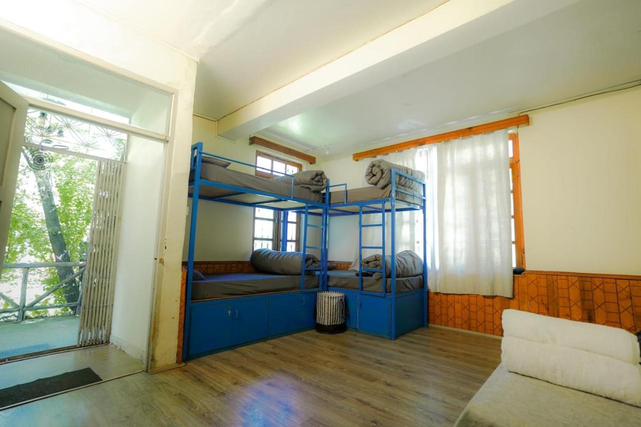 Mars Monkey Hostel & Cafe Manāli Екстериор снимка